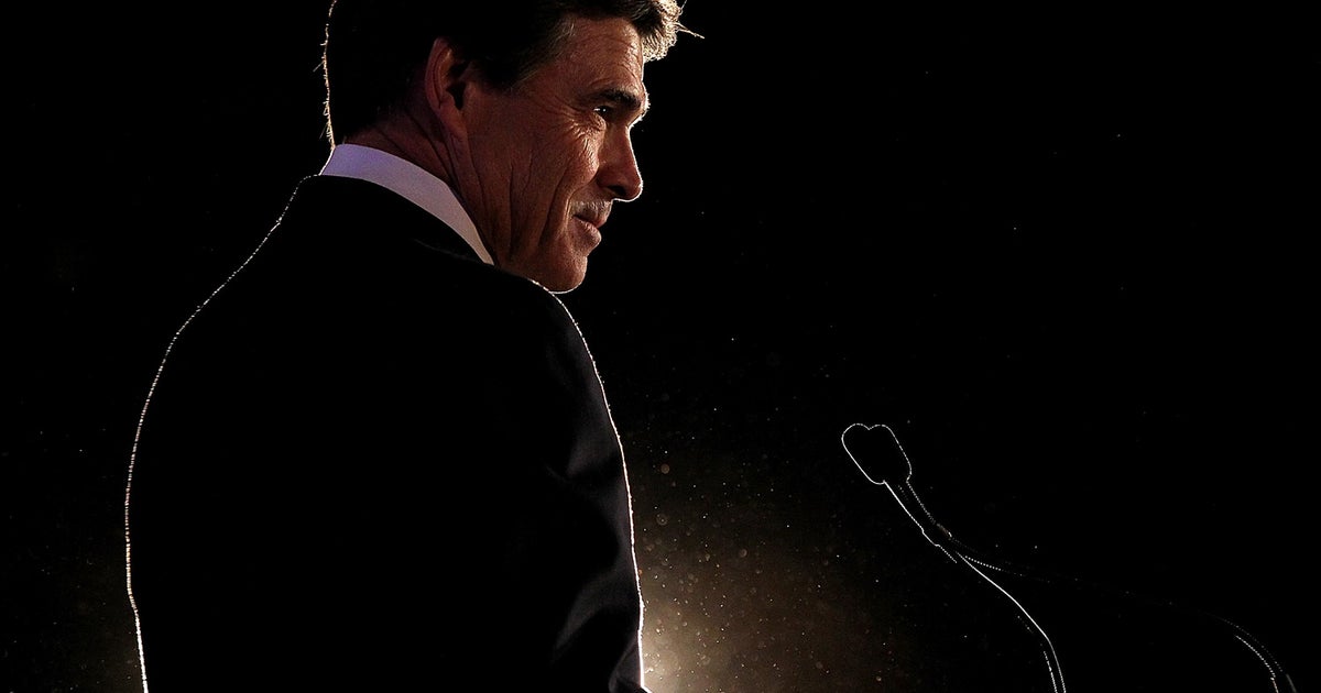 Rick Perry says he wants the presidency as he inches closer toward a ...