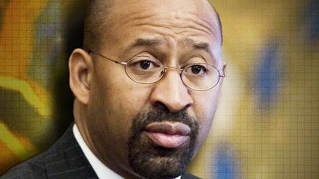 Philly Mayor Michael Nutter takes to pulpit to condemn flash mob violence 