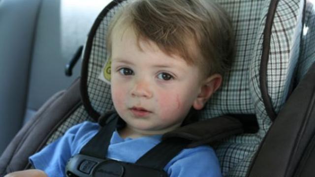 wpid-toddler-in-car-seat_100358521_m_1.jpg 