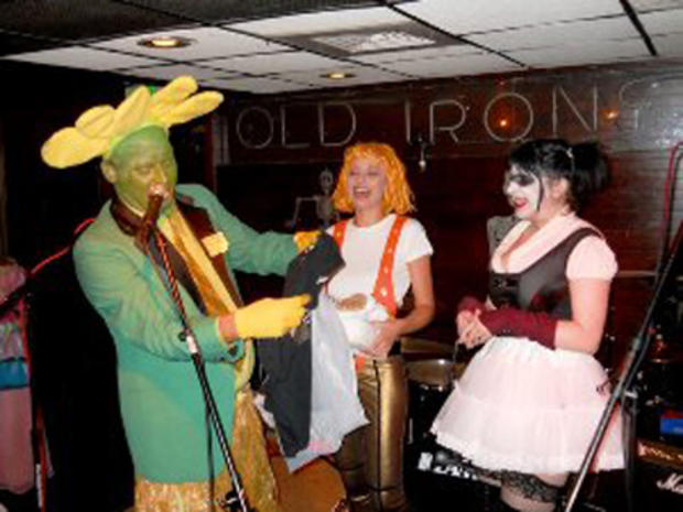 10.27 Nightlife and Music - Halloween Spots - band 