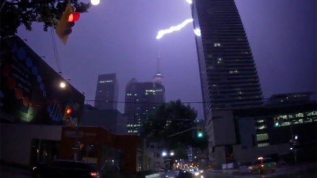 thunderstorm toronto 