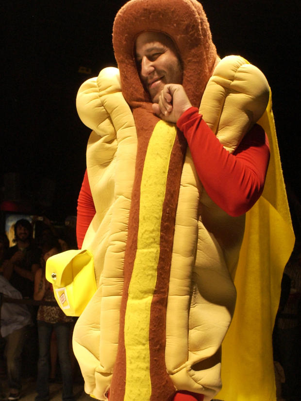 10/25 Shopping &amp; Style Hotdog Costume  
