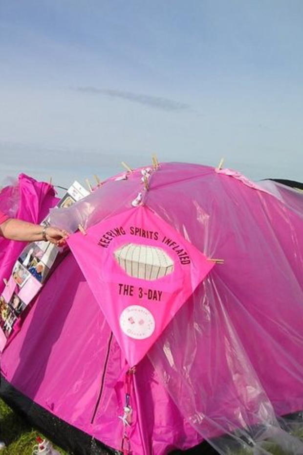 laurie-hayden-breast-cancer-kite.jpg 