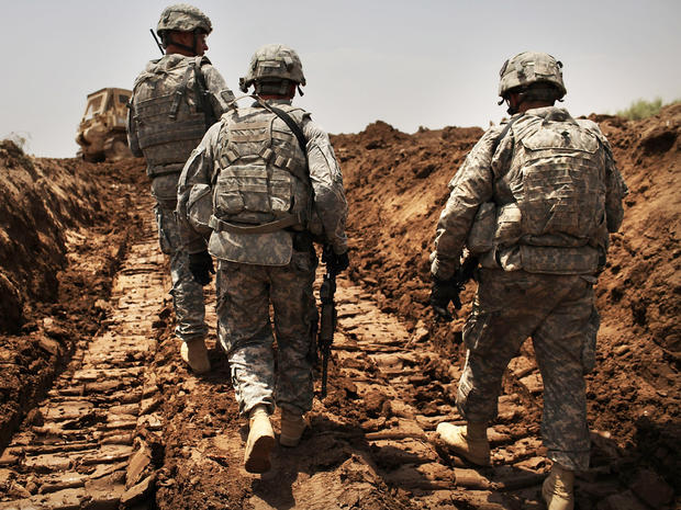 U.S. soldiers on patrol in Iskandariya, Babil Province Iraq 