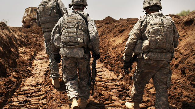 U.S. soldiers on patrol in Iskandariya, Babil Province Iraq 