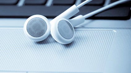 Audio-Podcasting-iStock_000015443913XSmall.jpg 