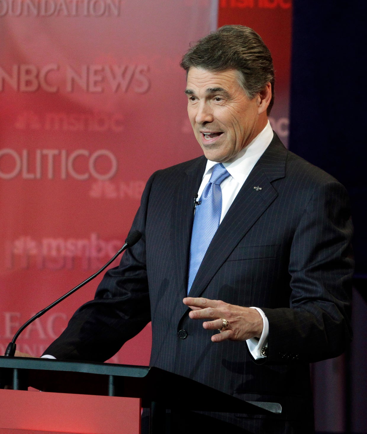 Rick Perry stands by calling Social Security a Ponzi scheme - CBS News