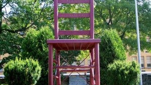 gardner_chair.jpg 