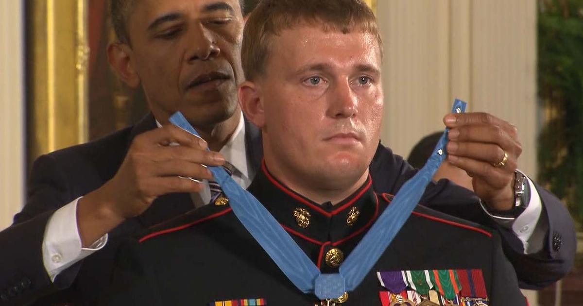 Medal Of Honor Recipient Recalls Deadly Ambush Cbs News
