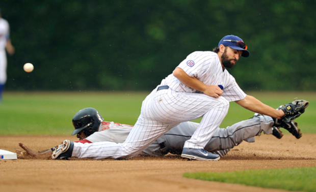 Jason Bourgeois steals second base 