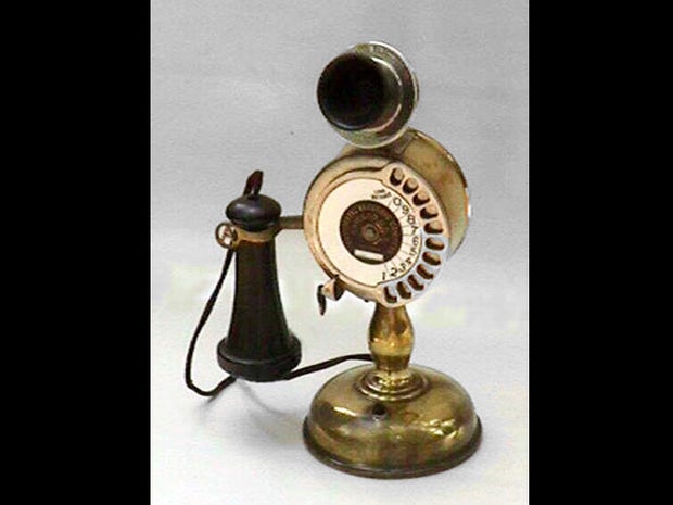 Strowger 11 digit desk telephone -1905