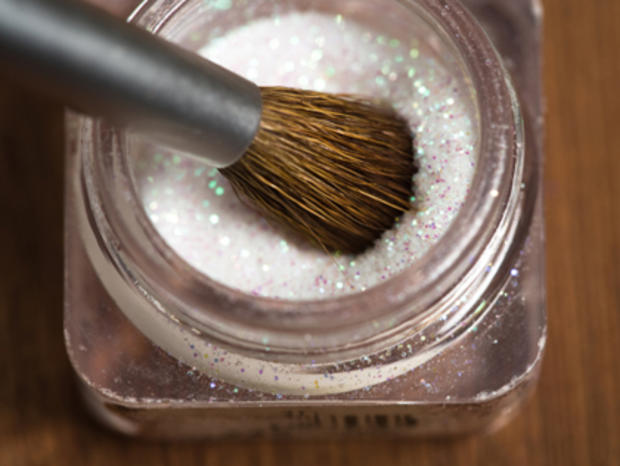 12/20 - shopping and style - new years eve - glitter eye shadow - thinkstock 