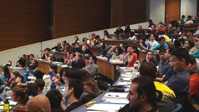 college-lecture-hall-dl.jpg 