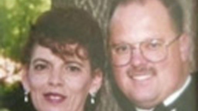 ashes-couple-kcbs_1.jpg 