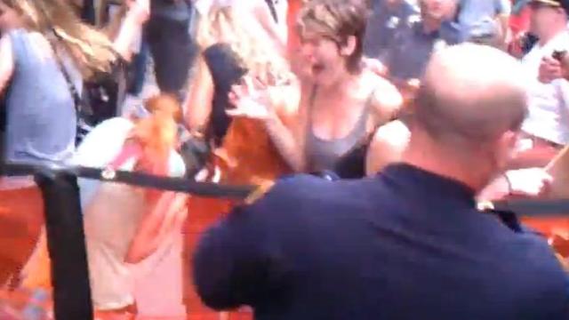 youtube-occupy-wall-street-pepper-spray.jpg 