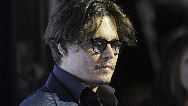 001-depp129197817.gif 
