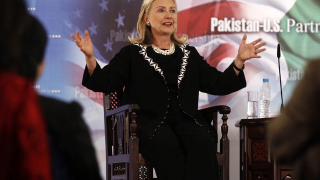 Hillary_Clinton_t129889233.jpg 