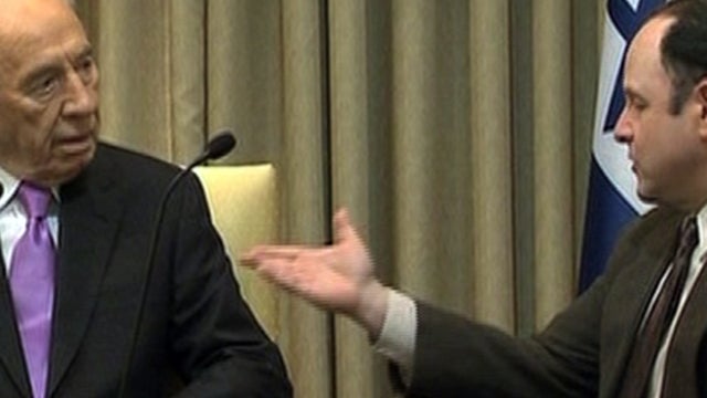 Israeli president asks "Seinfeld star" for advice 