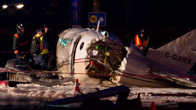 111028-Vancouver_plane_crash-AP111027069116.jpg 