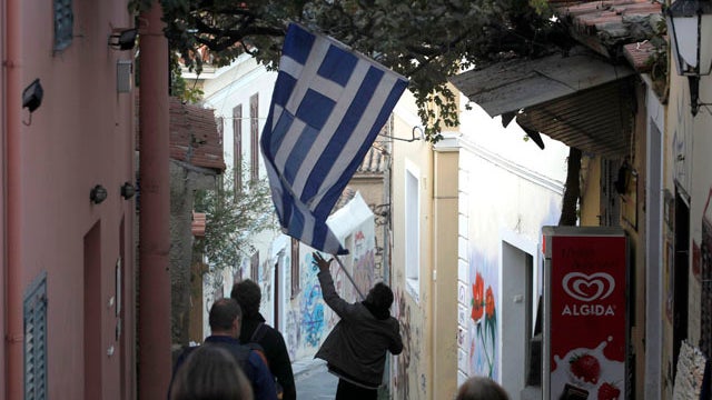 111101-Greece_Financial_Crisis-AP111101126659.jpg 