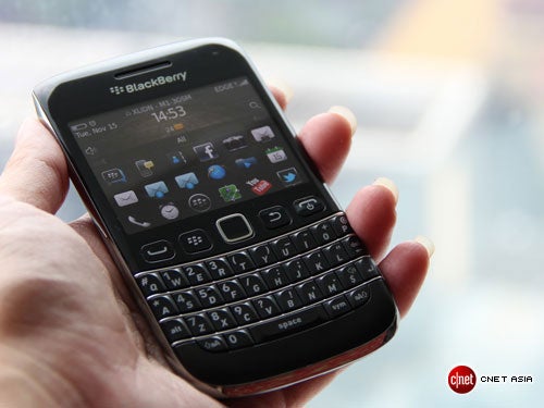 Meet the BlackBerry Bold 9790, Curve 9380