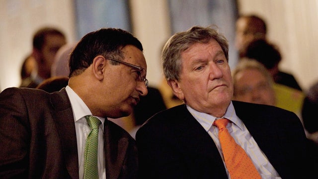 Richard Holbrooke listens to Hussain Haqqani 