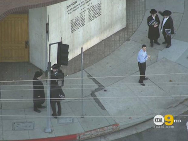 Pedestrian Killed Outside Hancock Park Synagogue 