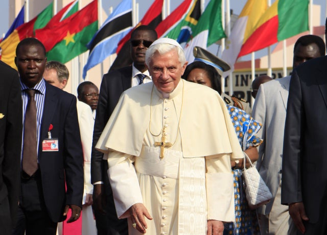 PopeBenedict_AP111120023614.jpg 