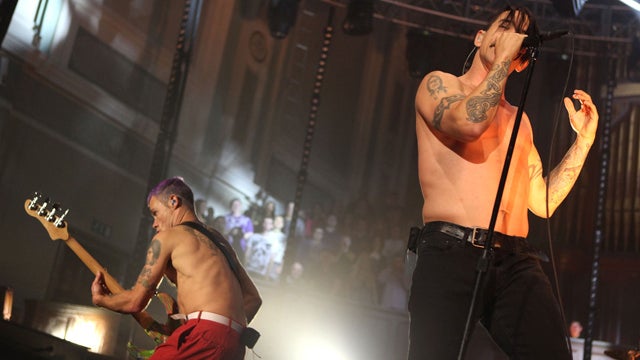 redhotchilipeppers.jpg 