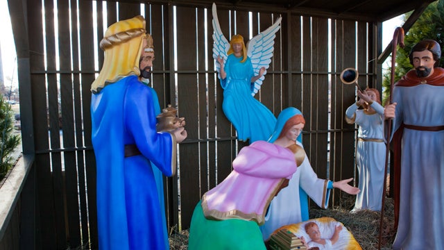 101223-Nativity_scene-107774015.jpg 