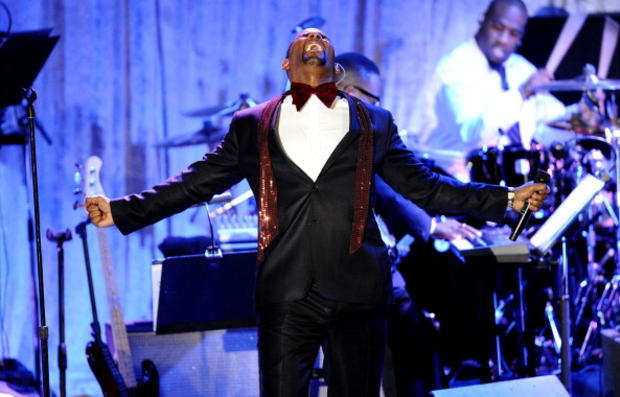 R. Kelly performs at the 2011 Pre-Grammy Gala. 