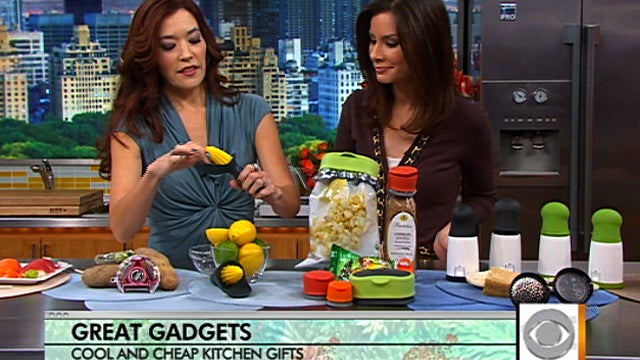 Author Amy Goodman, left, shows Rebecca Jarvis clever, new kitchen gadgets that can make great gifts for foodies, on "The Early Show on Saturday Morning" 