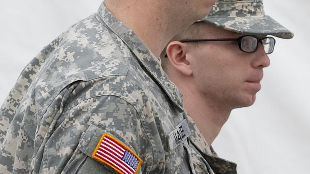 BradleyManning_t136057283.jpg 