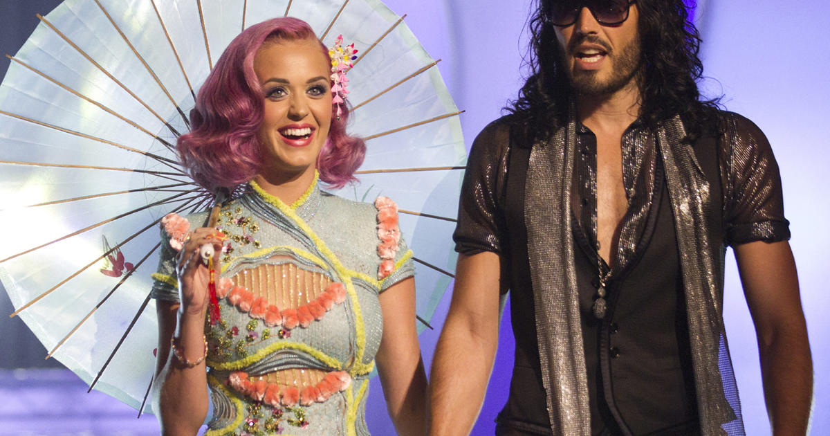 Katy Perry & Russell Brand Couple Up at John Galliano: Photo