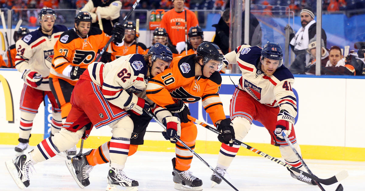 Photos: New York Rangers beat Philadelphia Flyers in 2012 Winter