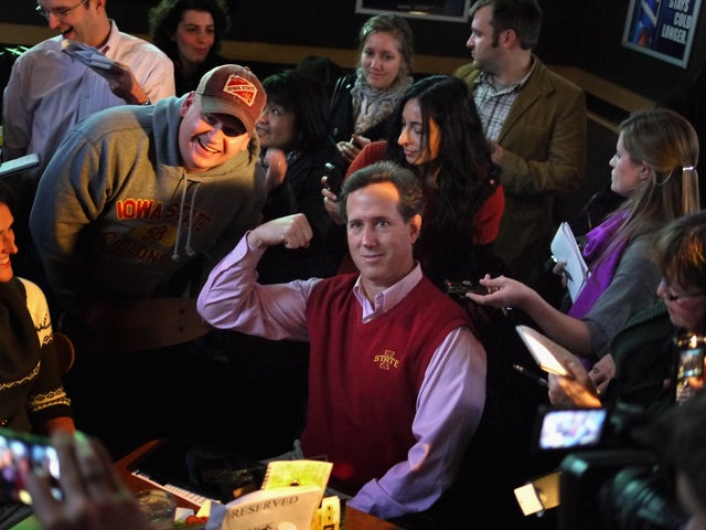 santorum-guns-136276097.JPG 