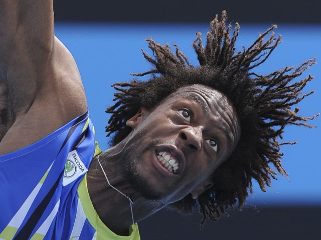 Gael Monfils serves to Marinko Matosevic 