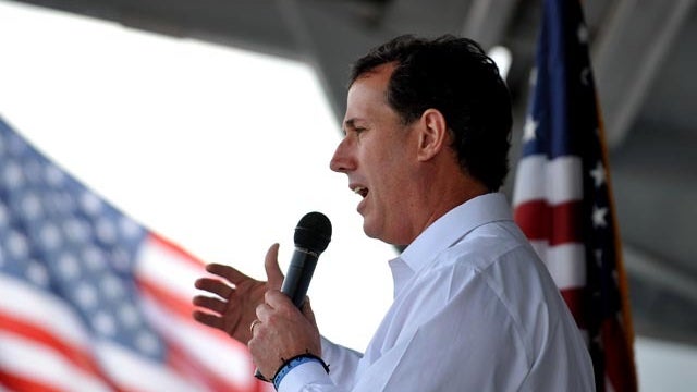 120122-Rick_Santorum-AP120122039908.jpg 