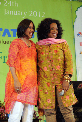 016-oprah-in-india.gif 