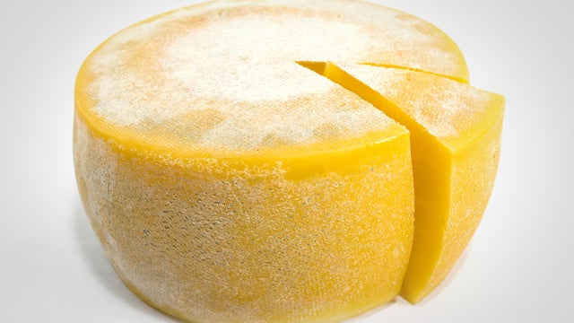 goat_cheese_wheel_000011524513Small.jpg 