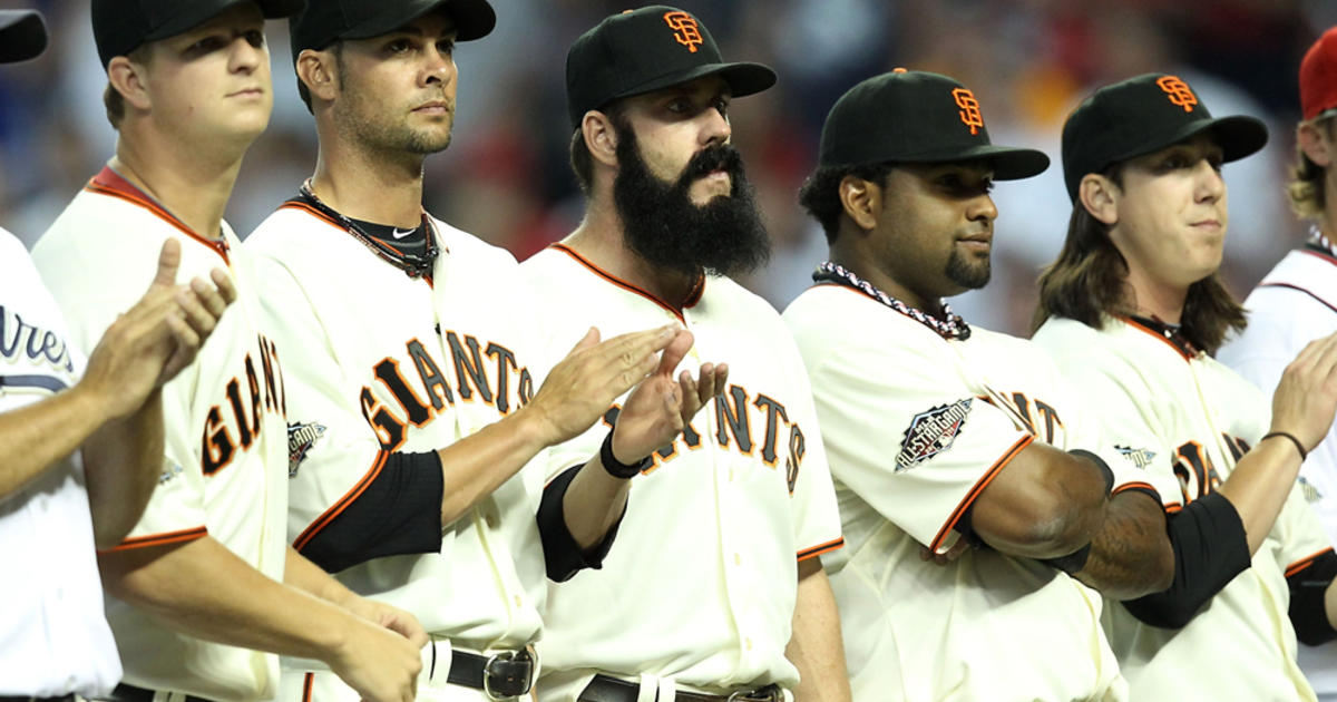 Name a San Francisco Giants players with 500+ home runs in their