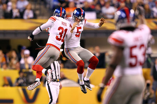 Aaron Ross and Steve Weatherford celebrate 