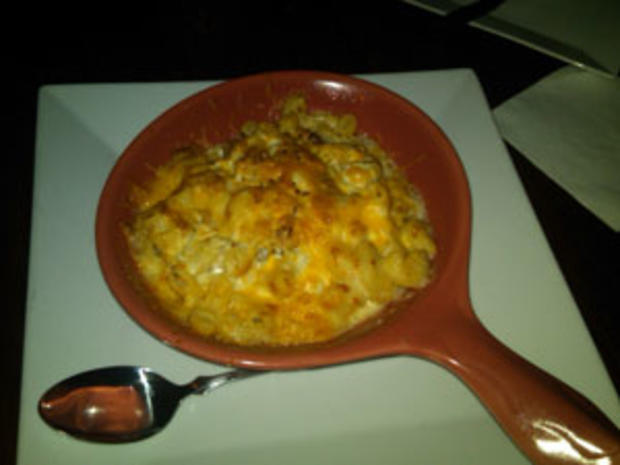 2/29 Food &amp; Drink - Fins - Mac and Cheese 
