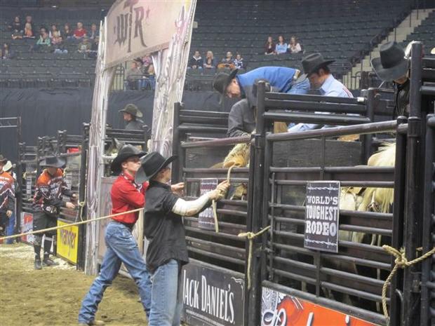 worlds-toughest-rodeo-2012-076.jpg 