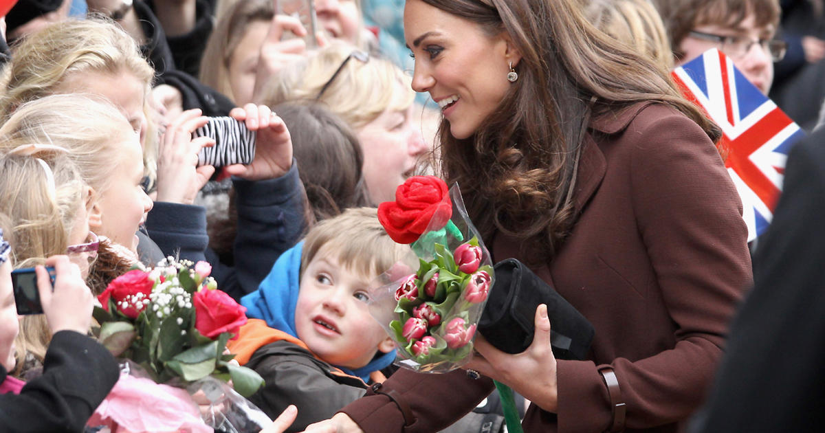 Kate, Duchess of Cambridge, makes Valentine's Day trip to Liverpool ...