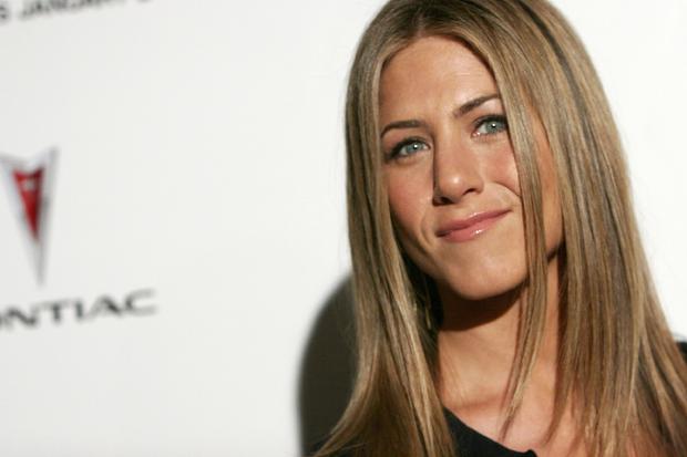 actress-jennifer-aniston-arrives-at-the-premiere-charley-gallay.jpg 