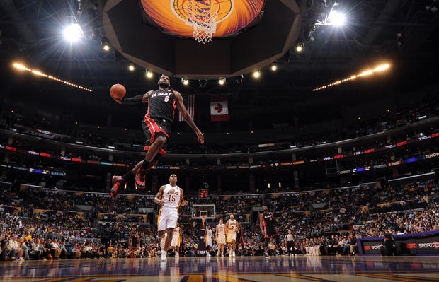 Miami Heat v Los Angeles Lakers 