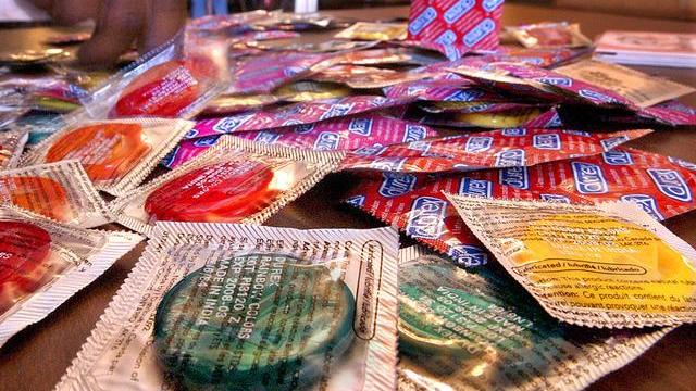 condoms.jpg 