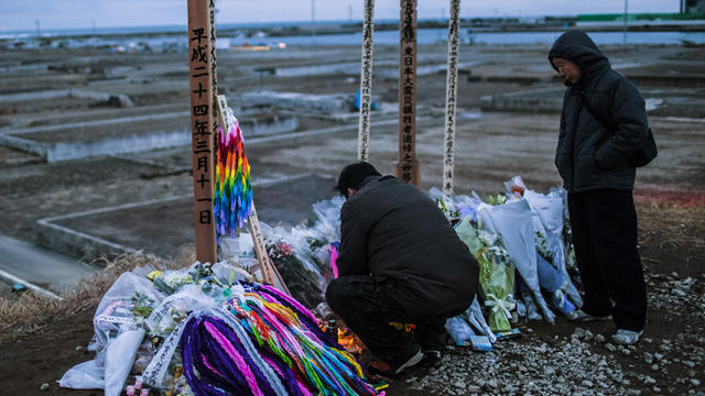 Japan observes tsunami's one year anniversary  