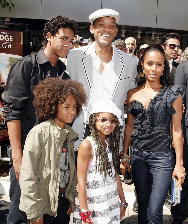 kevin-winter-actors-will-smith-rear-center-jada-pinkett-smith-r-and-their-sons-trey-l-jaden-and-daughter-willow-front-center.jpg 